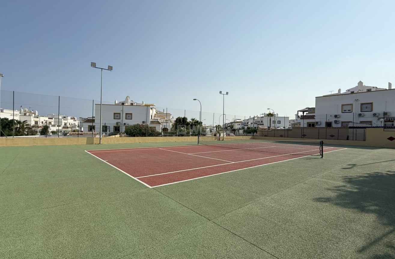 Odsprzedaż - Villa - Orihuela Costa - Costa Blanca