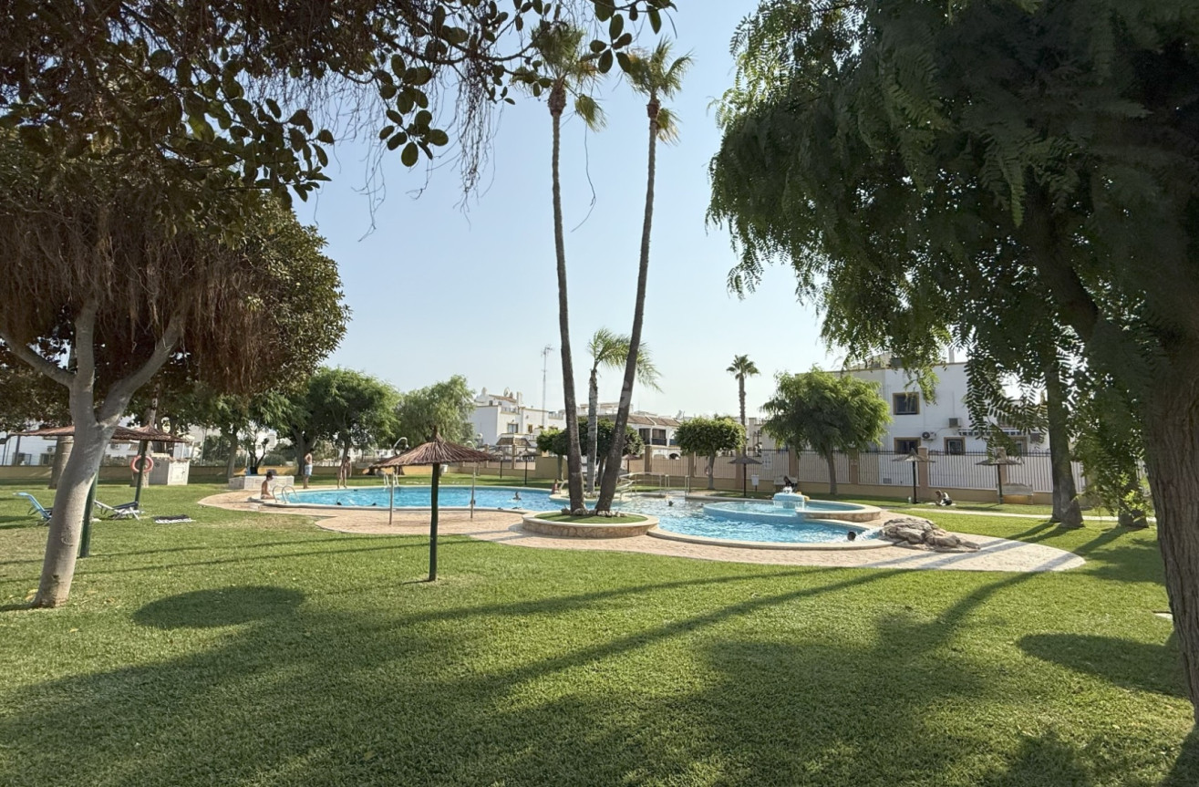 Odsprzedaż - Villa - Orihuela Costa - Costa Blanca