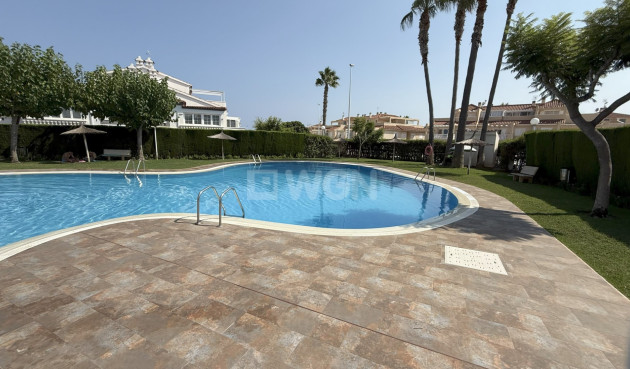 Odsprzedaż - Mieszkanie w bloku - Orihuela Costa - Costa Blanca