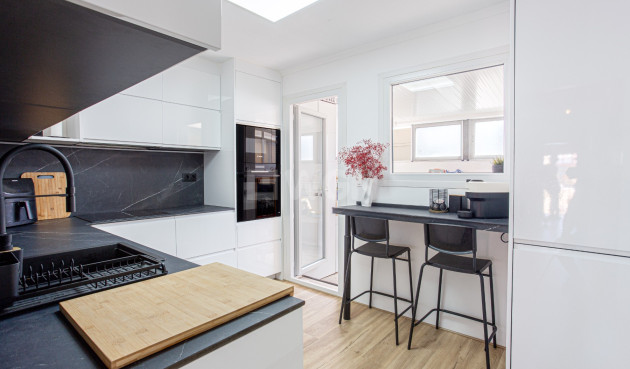 Resale - Villa - Torrevieja - Costa Blanca