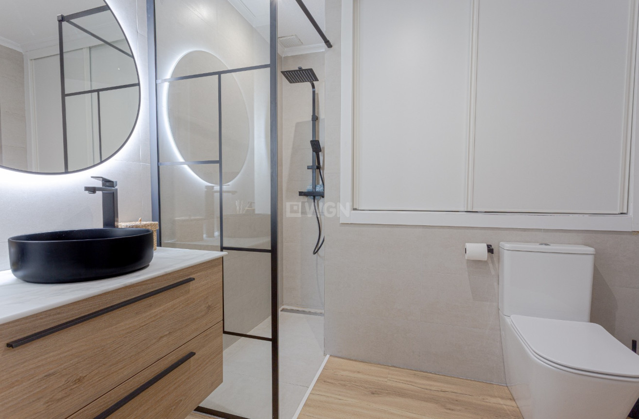 Resale - Villa - Torrevieja - Costa Blanca