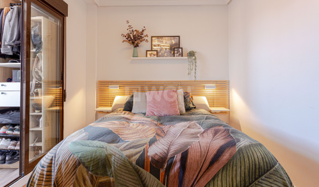 Resale - Villa - Torrevieja - Costa Blanca