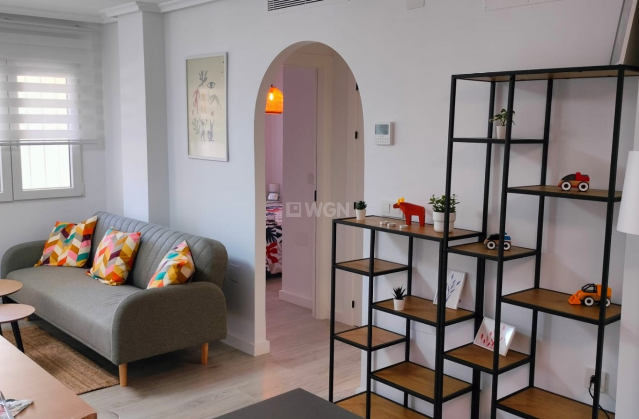 Odsprzedaż - Mieszkanie w bloku - Orihuela Costa - Costa Blanca