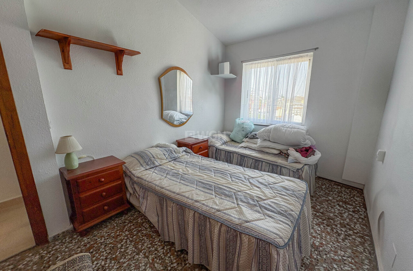 Odsprzedaż - Kamienica - Torrevieja - Costa Blanca