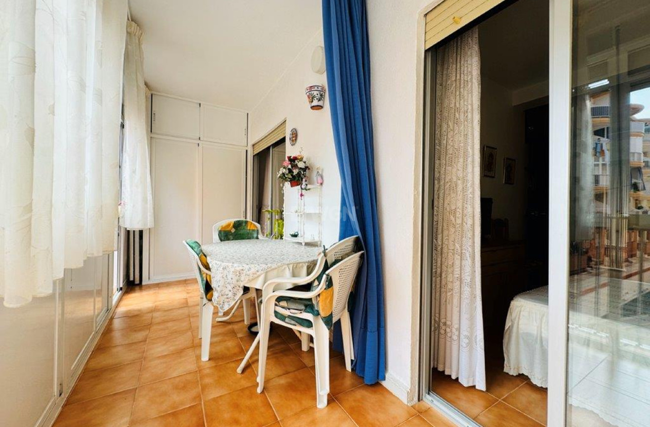 Resale - Apartment / flat - La Mata - Costa Blanca