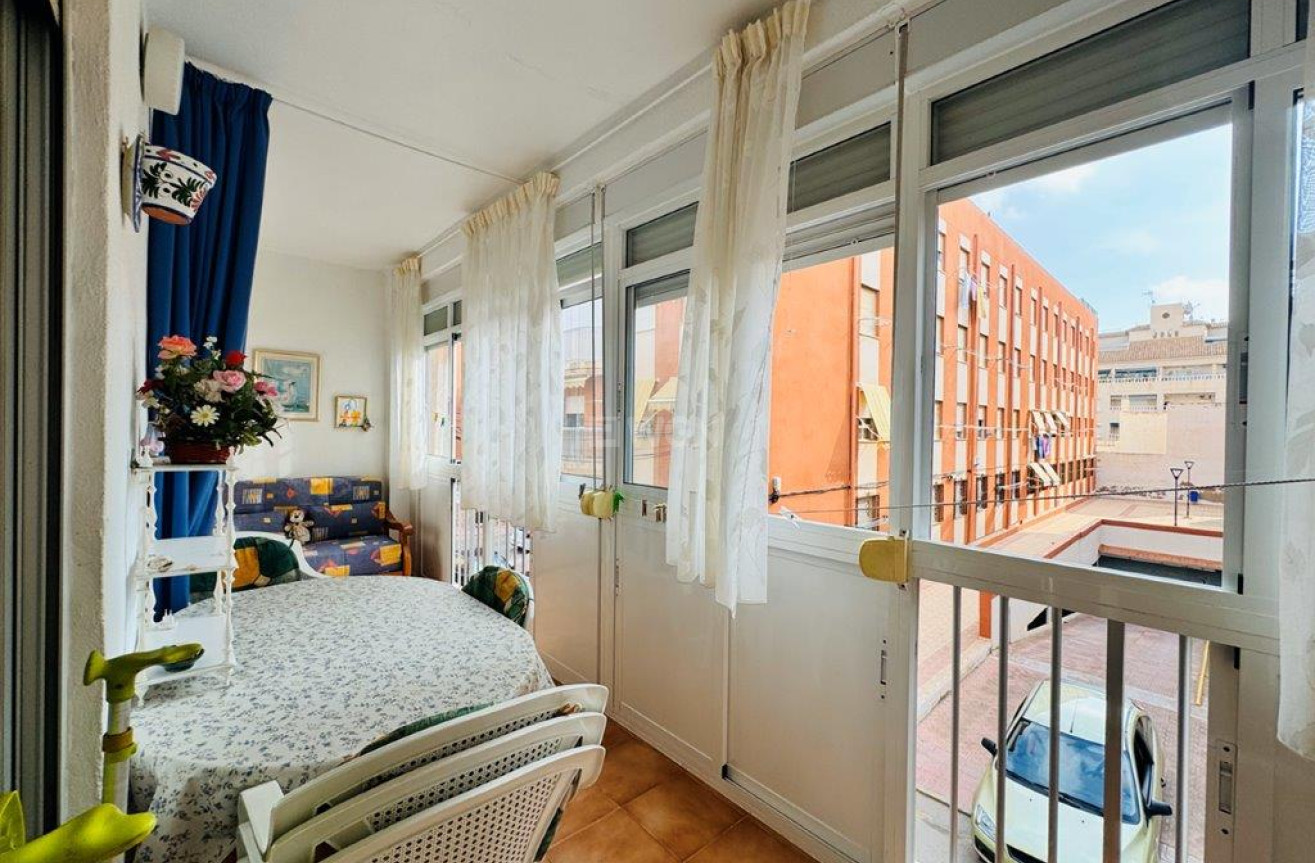 Resale - Apartment / flat - La Mata - Costa Blanca