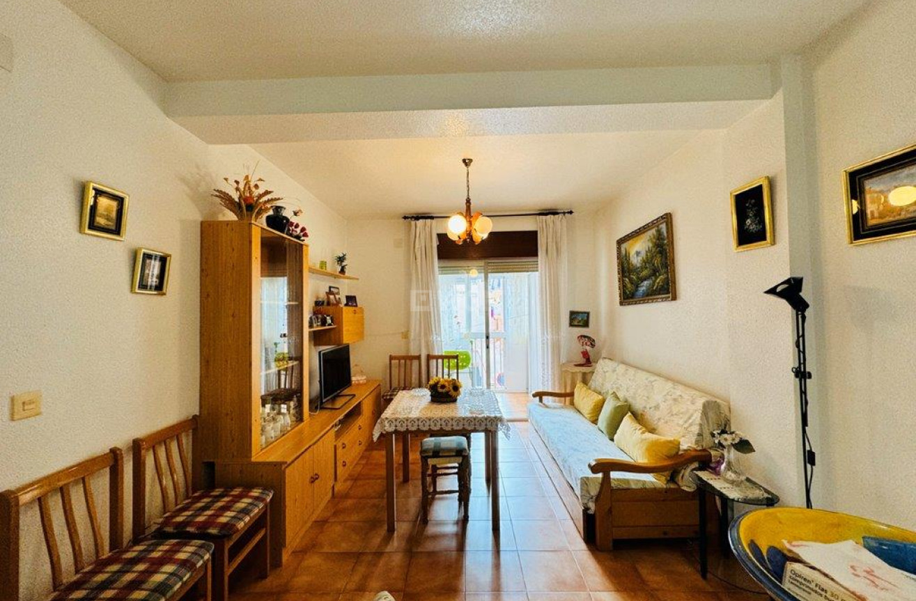 Resale - Apartment / flat - La Mata - Costa Blanca