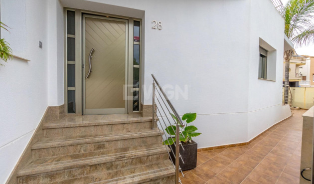 Resale - Villa - Rojales