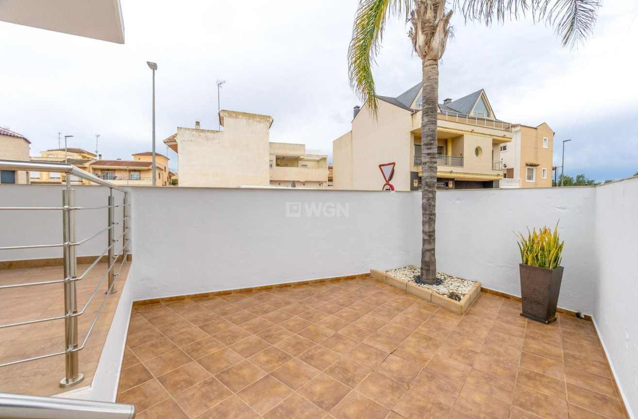 Resale - Villa - Rojales