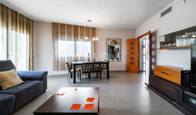 Resale - Villa - Rojales