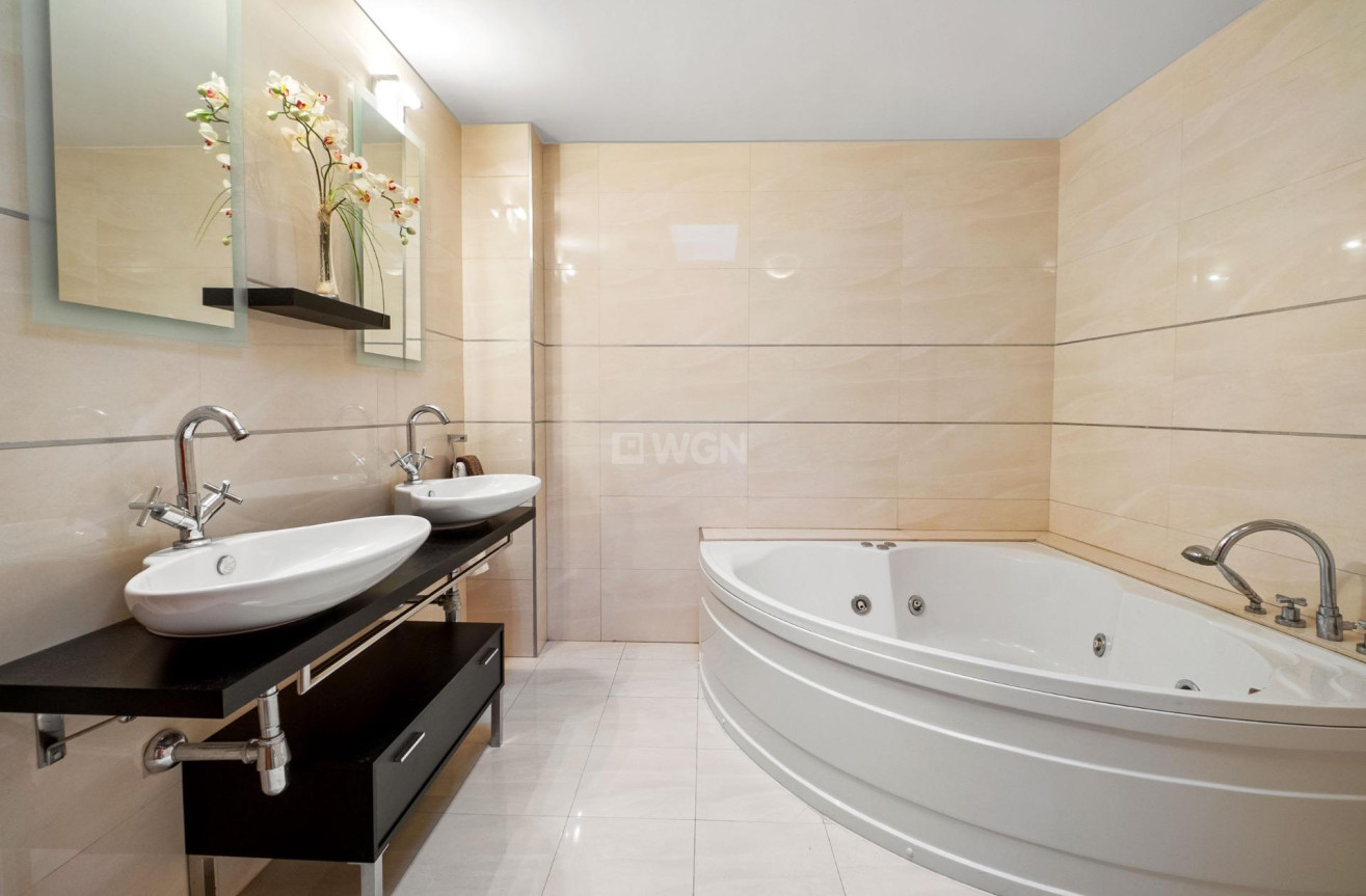 Resale - Villa - Rojales