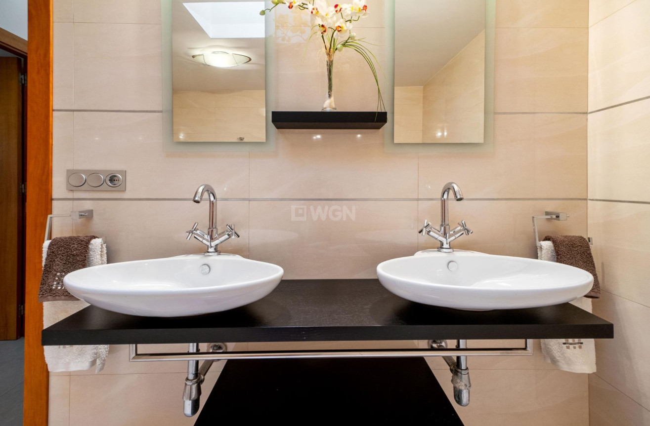 Resale - Villa - Rojales