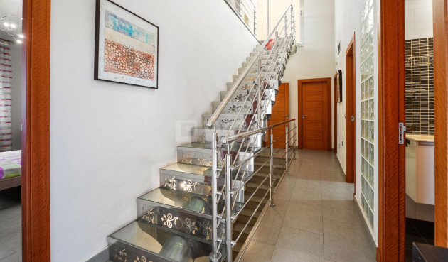 Resale - Villa - Rojales