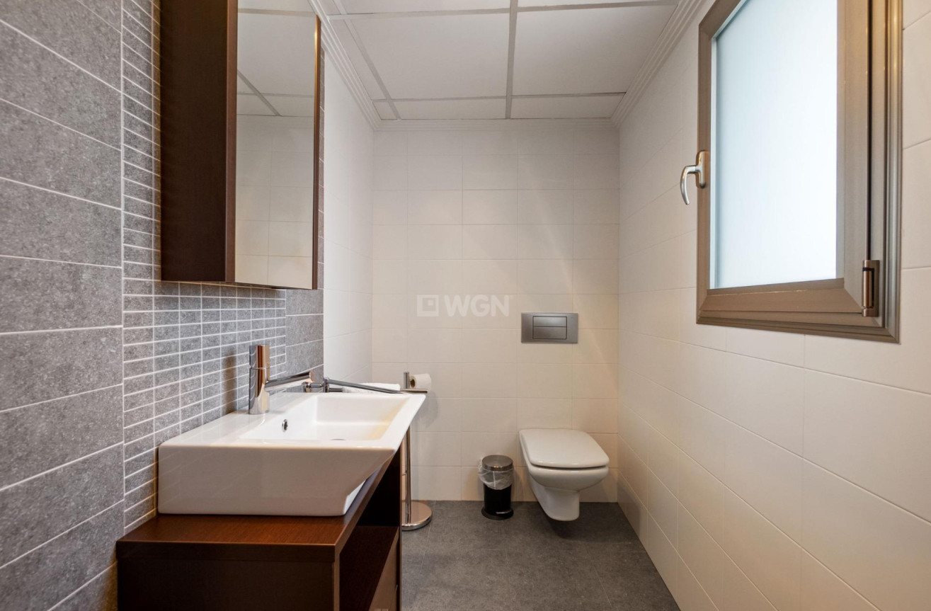 Resale - Villa - Rojales