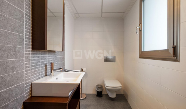 Resale - Villa - Rojales