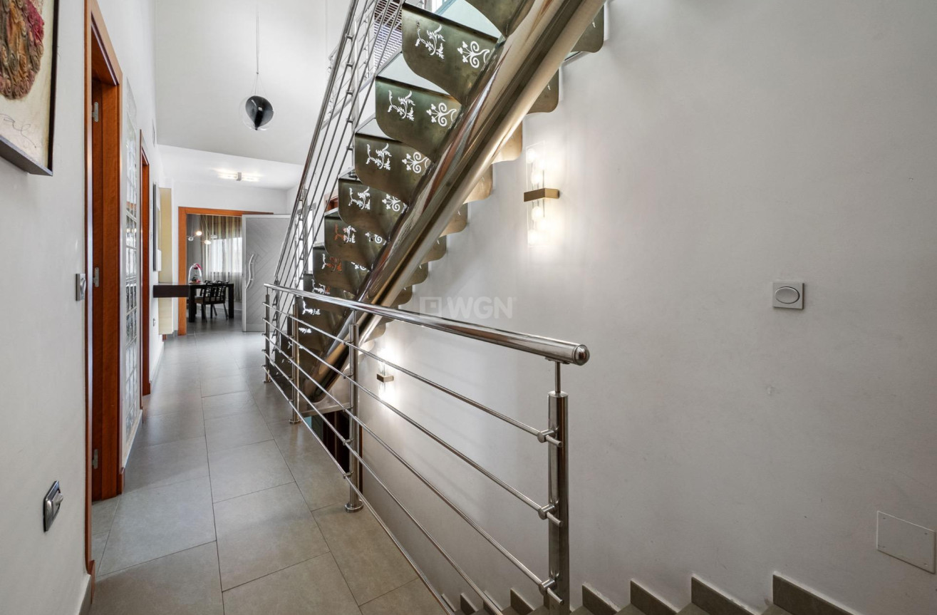 Resale - Villa - Rojales