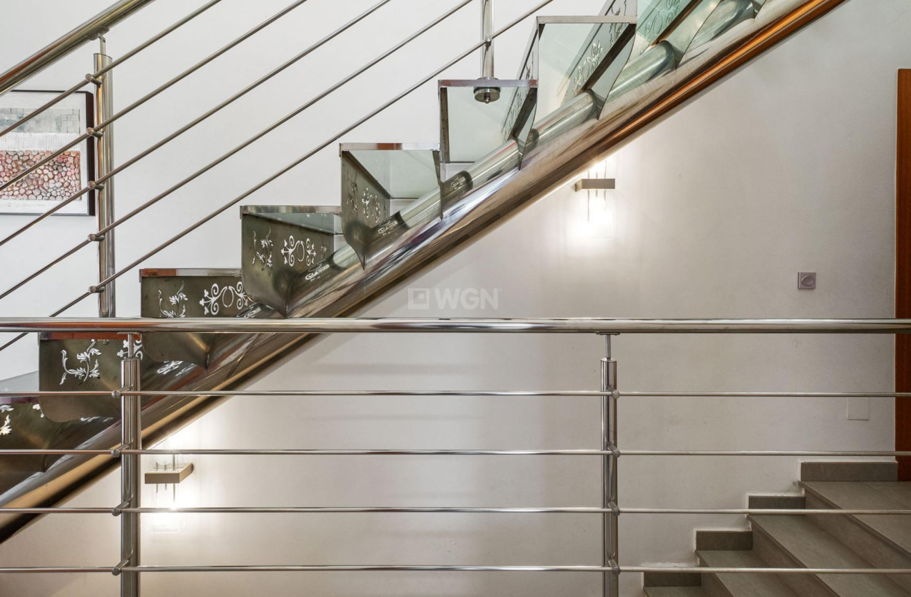 Resale - Villa - Rojales