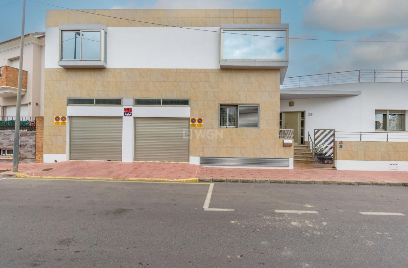 Resale - Villa - Rojales