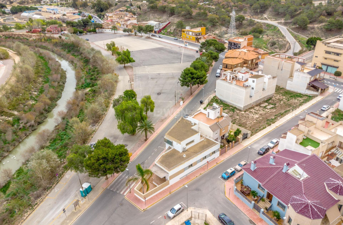 Resale - Villa - Rojales