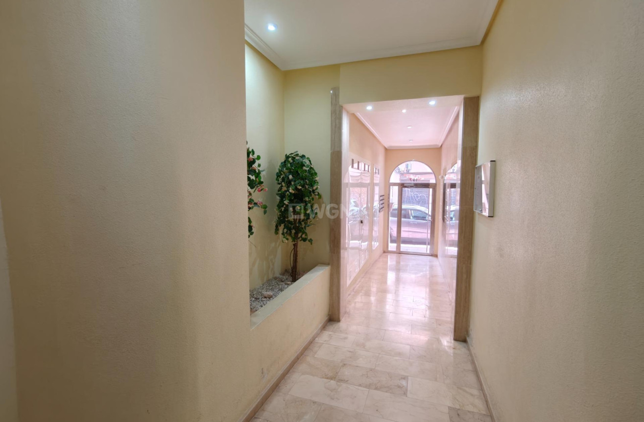 Reventa - Apartamento / piso - Torrevieja - Playa del Cura