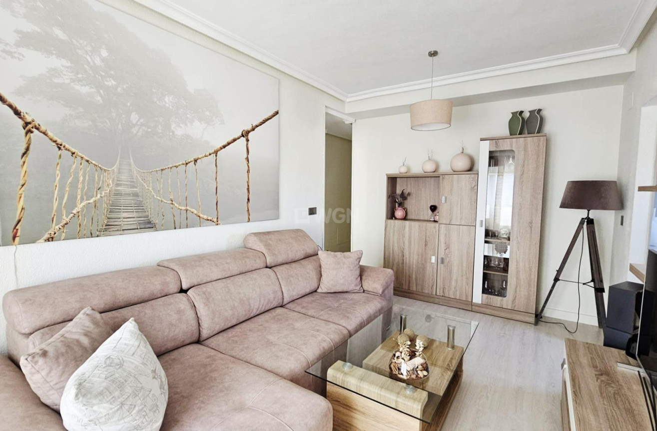 Resale - Apartment / flat - Torrevieja - Nueva Torrevieja