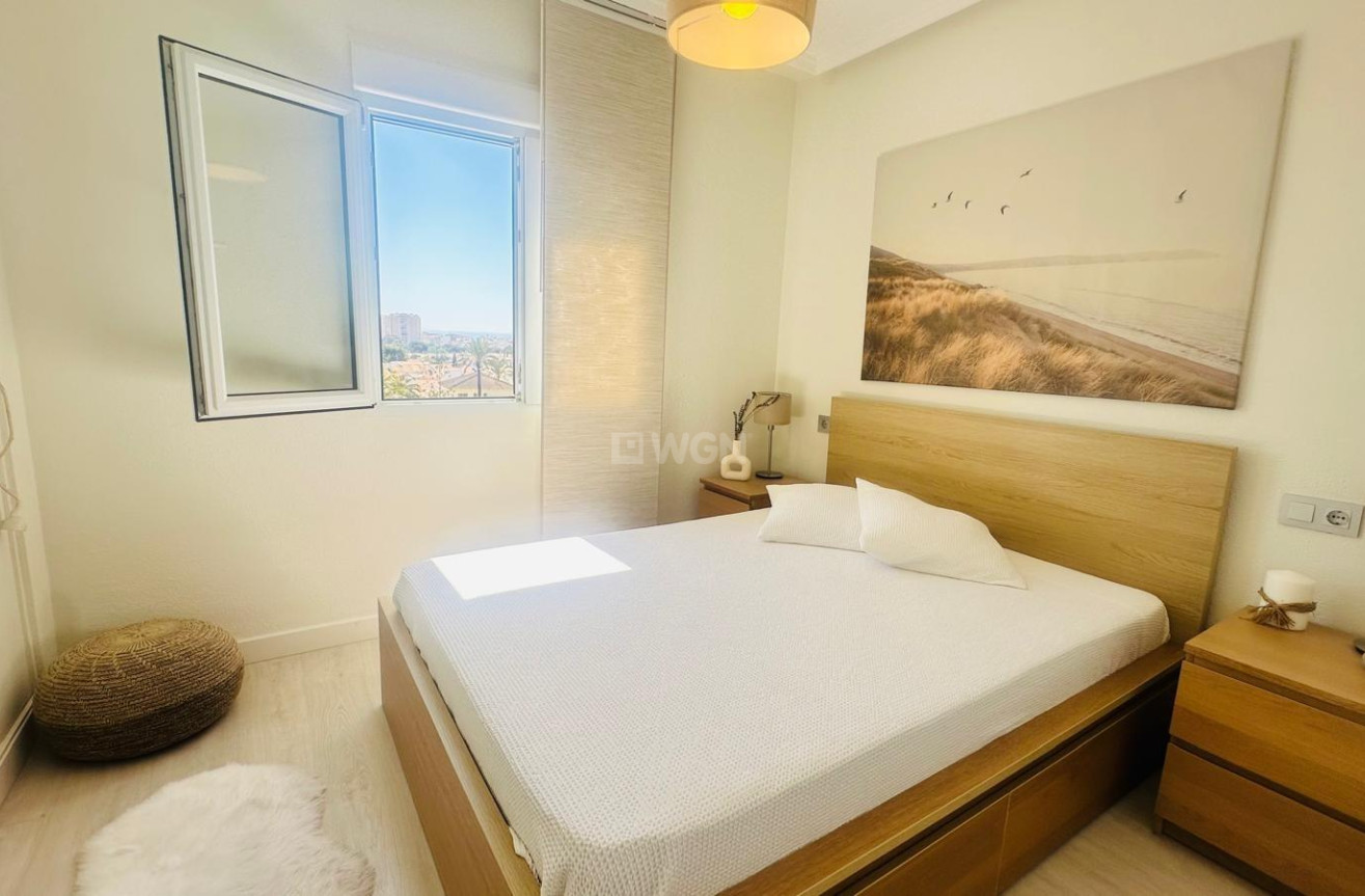 Resale - Apartment / flat - Torrevieja - Nueva Torrevieja