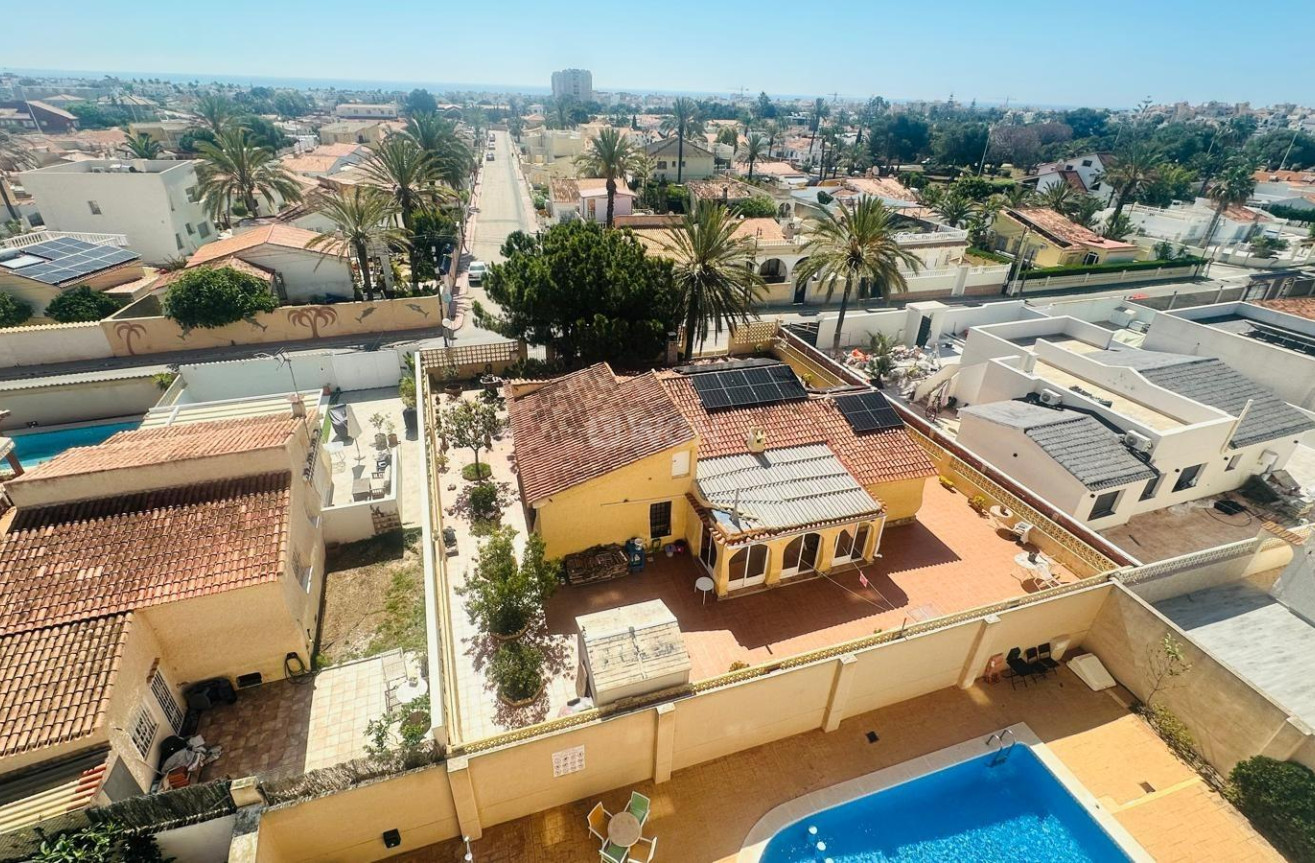 Resale - Apartment / flat - Torrevieja - Nueva Torrevieja