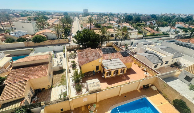 Resale - Apartment / flat - Torrevieja - Nueva Torrevieja