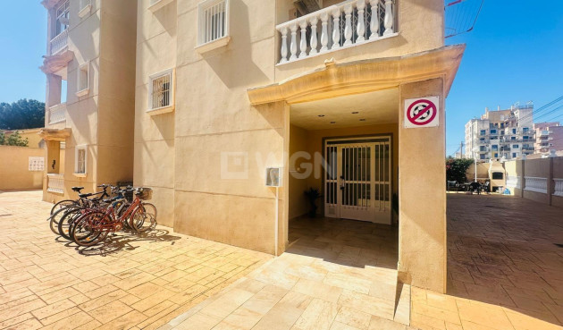 Resale - Apartment / flat - Torrevieja - Nueva Torrevieja