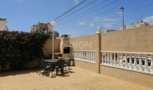 Resale - Apartment / flat - Torrevieja - Nueva Torrevieja