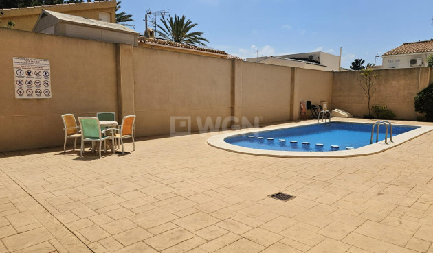 Resale - Apartment / flat - Torrevieja - Nueva Torrevieja