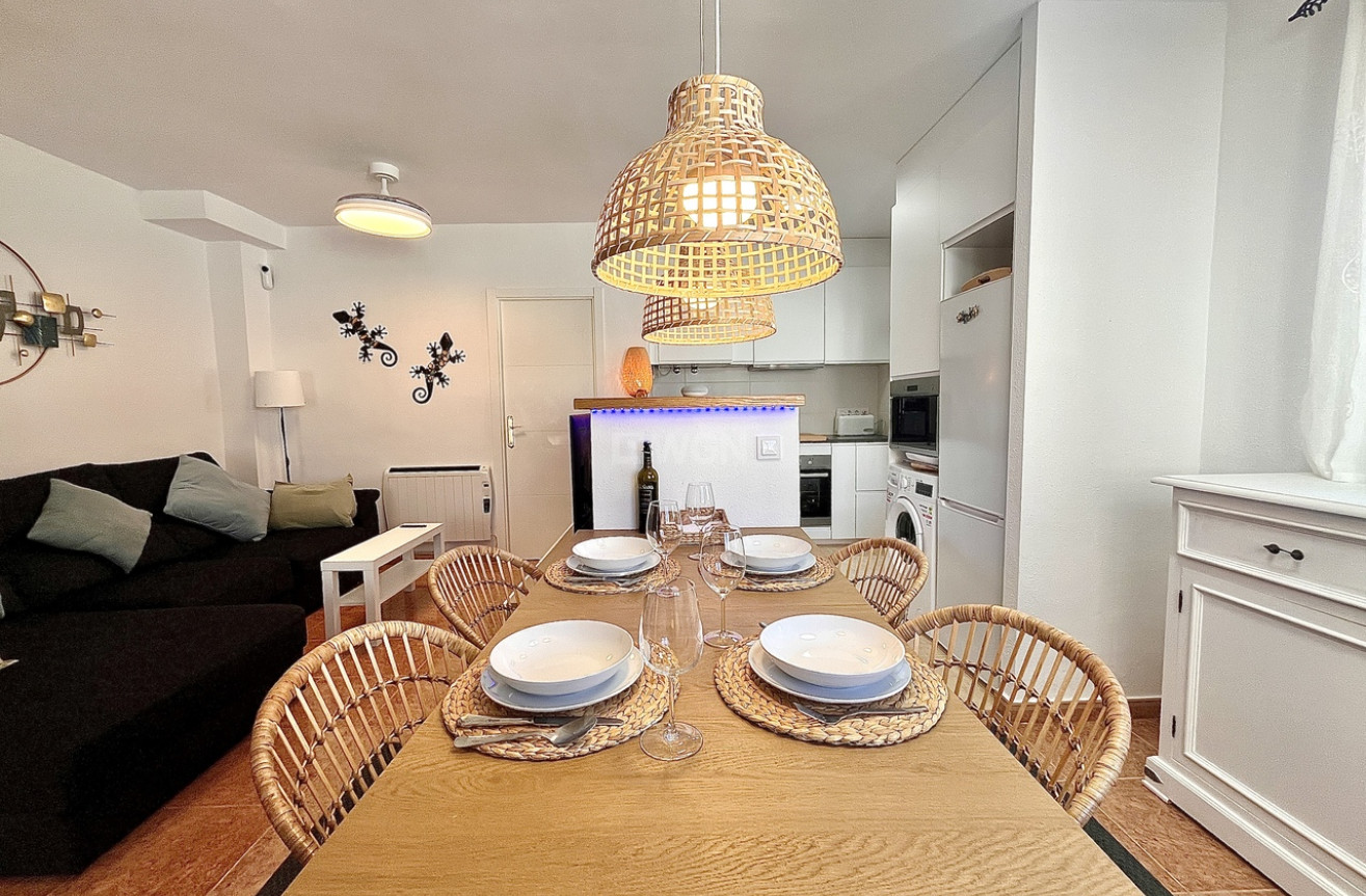 Odsprzedaż - Kamienica - Los Montesinos - Costa Blanca