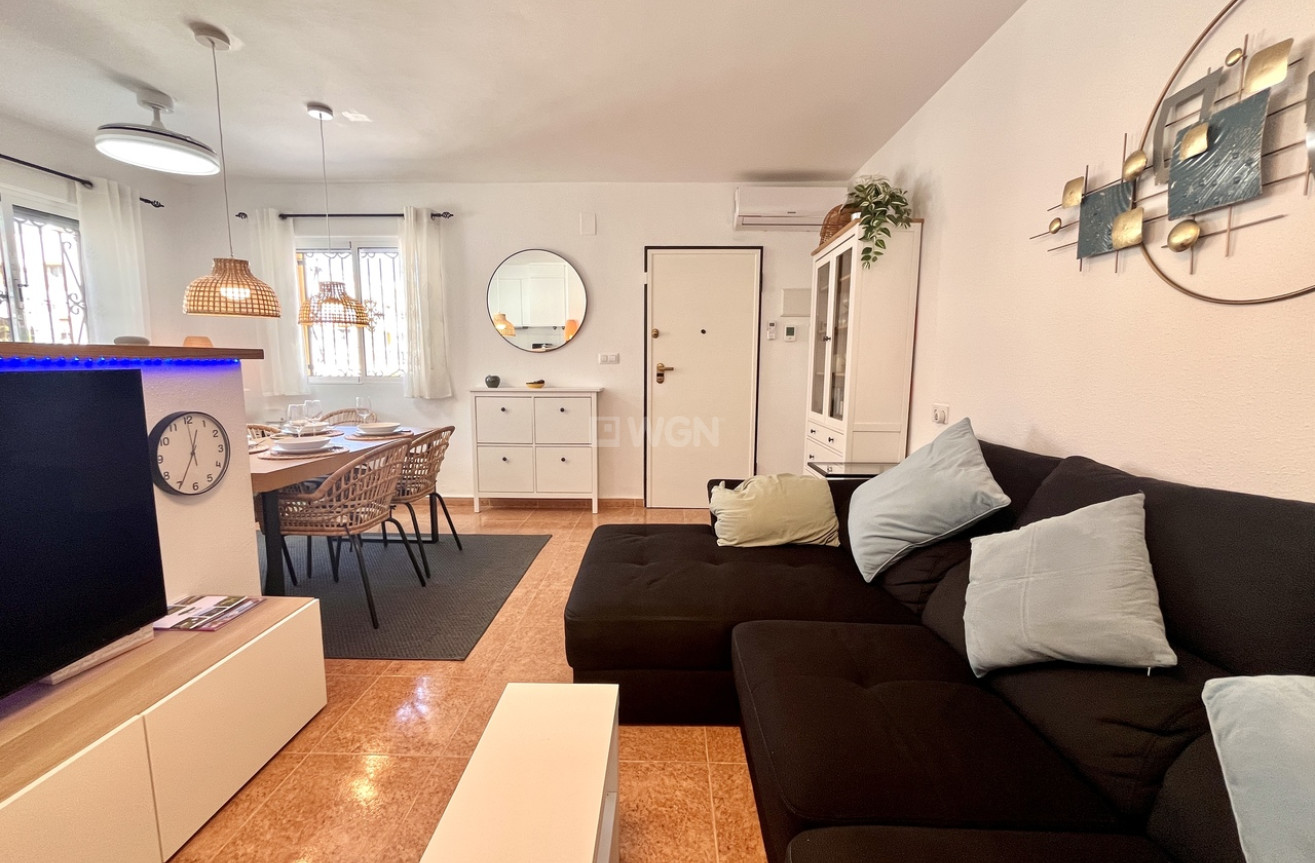 Odsprzedaż - Kamienica - Los Montesinos - Costa Blanca