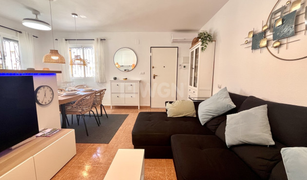 Odsprzedaż - Kamienica - Los Montesinos - Costa Blanca