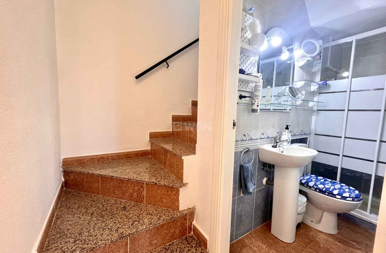 Odsprzedaż - Kamienica - Los Montesinos - Costa Blanca