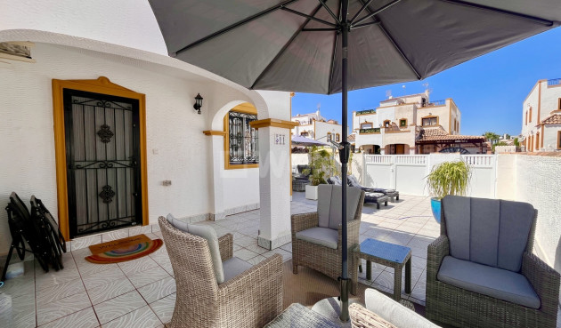 Odsprzedaż - Kamienica - Los Montesinos - Costa Blanca