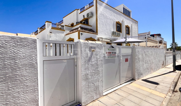 Odsprzedaż - Kamienica - Los Montesinos - Costa Blanca