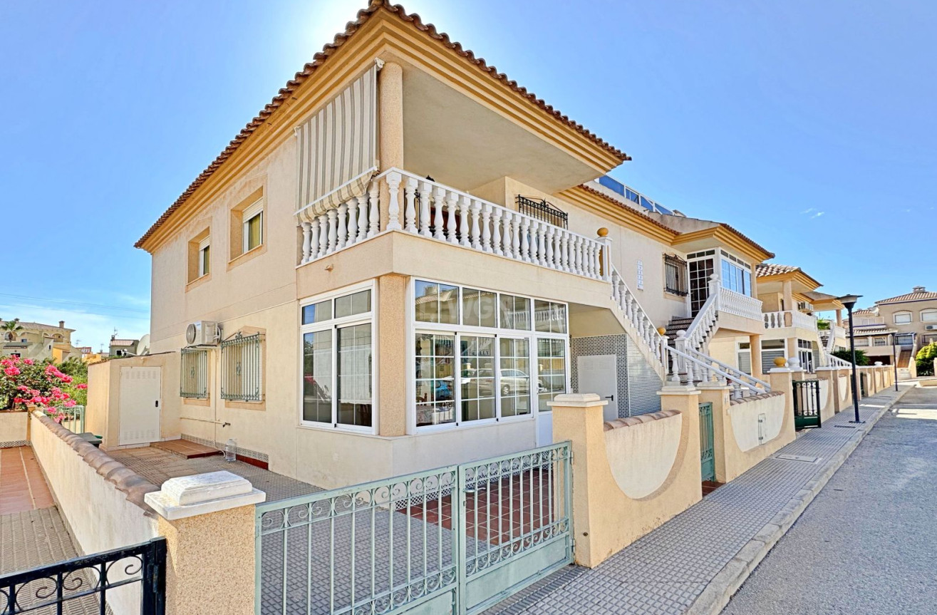 Odsprzedaż - Mieszkanie w bloku - Orihuela Costa - Costa Blanca