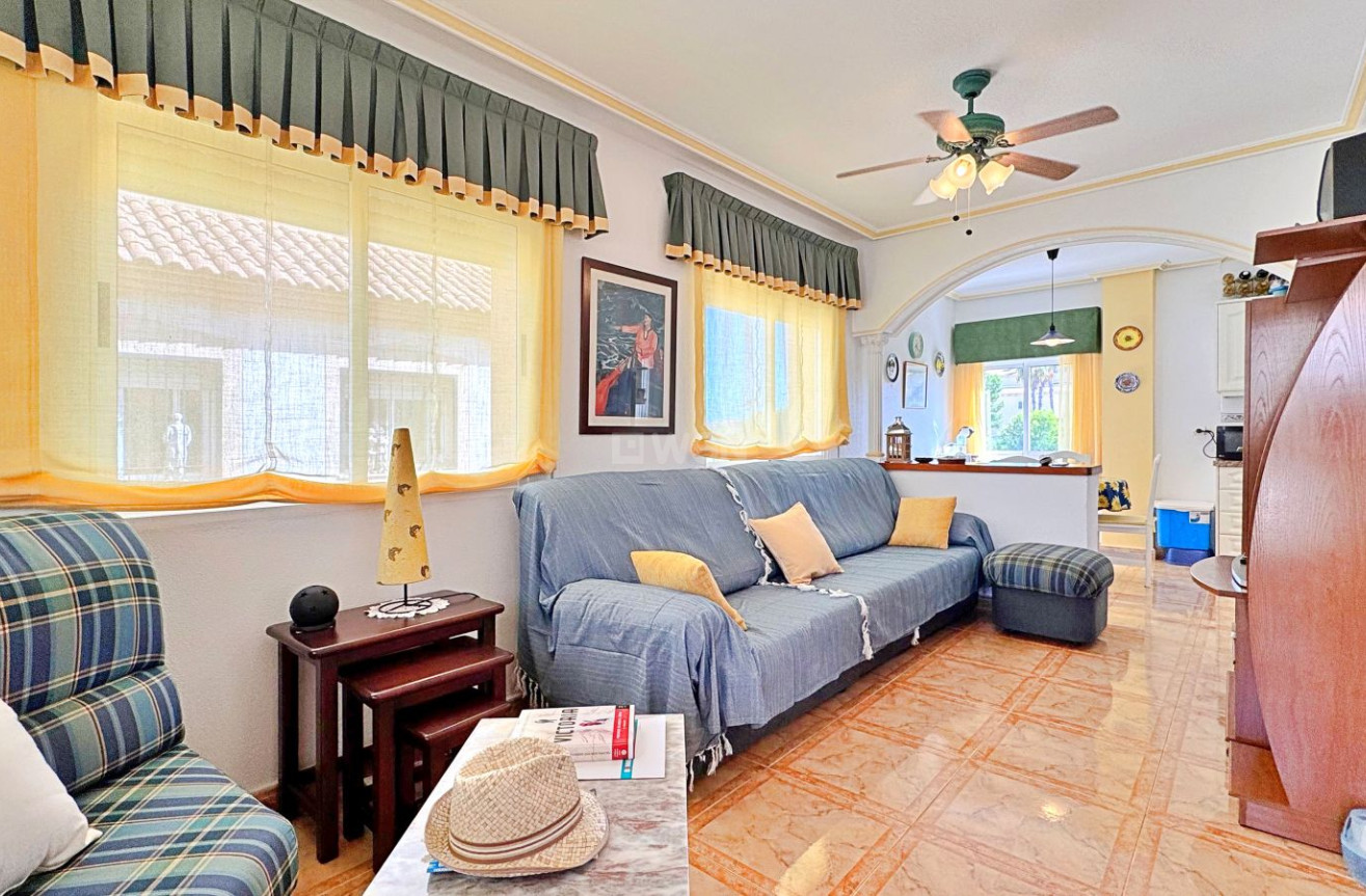 Odsprzedaż - Mieszkanie w bloku - Orihuela Costa - Costa Blanca