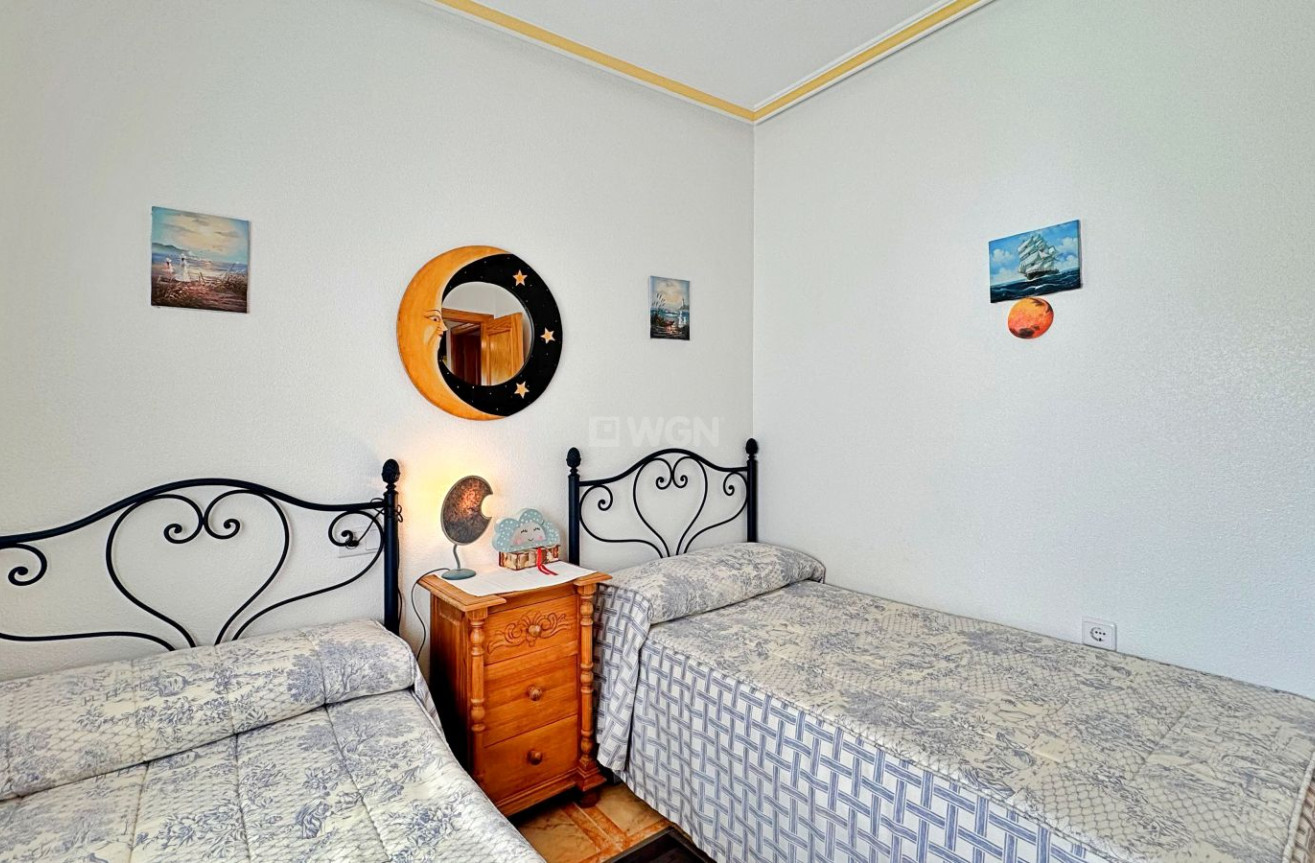 Odsprzedaż - Mieszkanie w bloku - Orihuela Costa - Costa Blanca