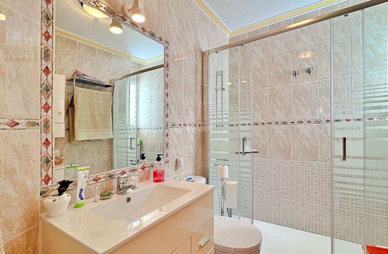 Odsprzedaż - Mieszkanie w bloku - Orihuela Costa - Costa Blanca