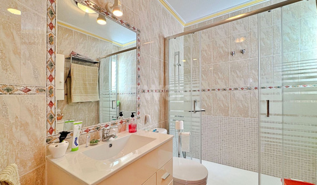 Odsprzedaż - Mieszkanie w bloku - Orihuela Costa - Costa Blanca