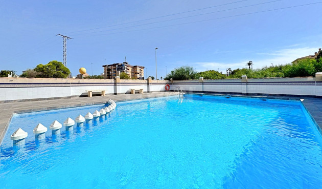 Odsprzedaż - Mieszkanie w bloku - Orihuela Costa - Costa Blanca