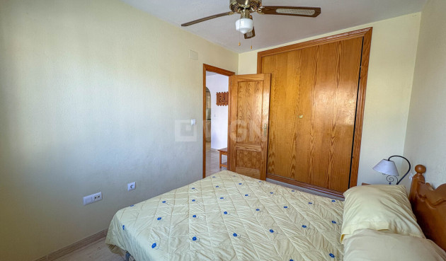 Odsprzedaż - Mieszkanie w bloku - Los Balcones - Costa Blanca