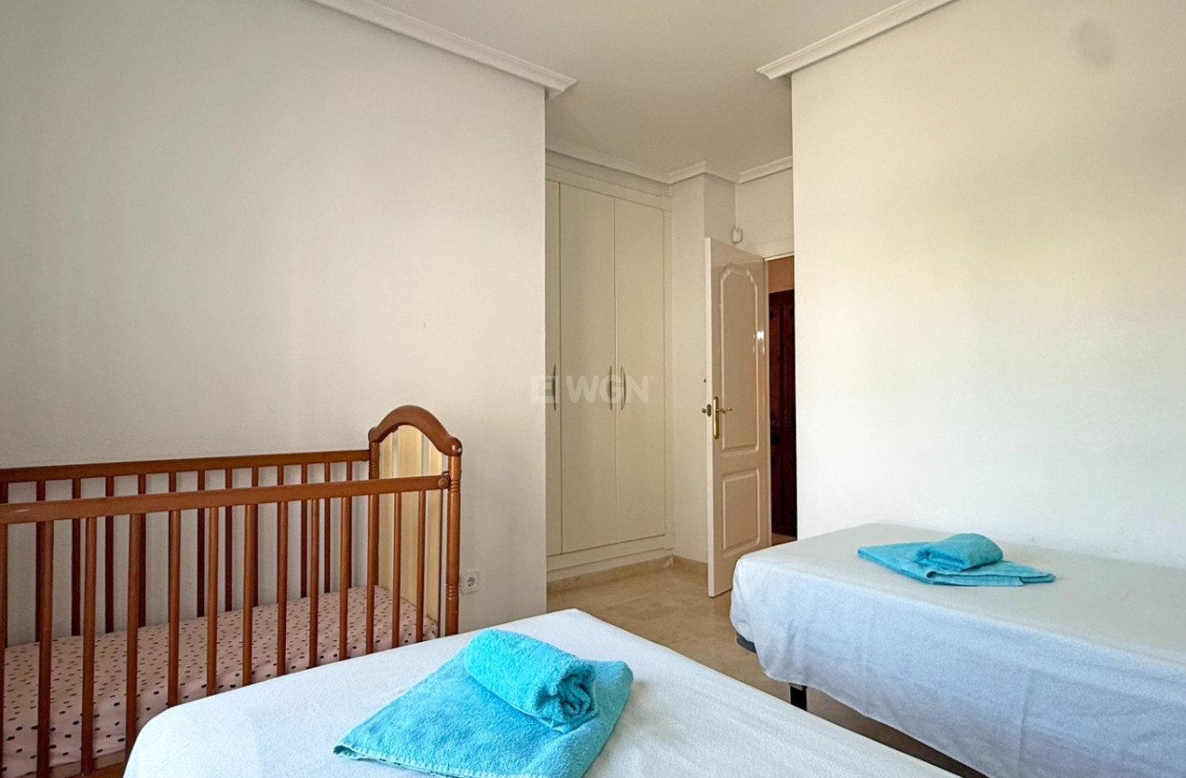 Odsprzedaż - Mieszkanie w bloku - Orihuela Costa - Costa Blanca