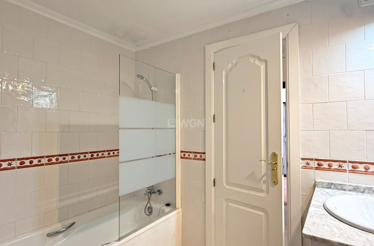 Odsprzedaż - Mieszkanie w bloku - Orihuela Costa - Costa Blanca