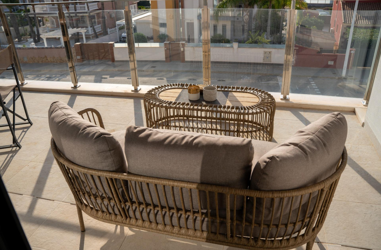 Odsprzedaż - Mieszkanie w bloku - Orihuela Costa - La Zenia