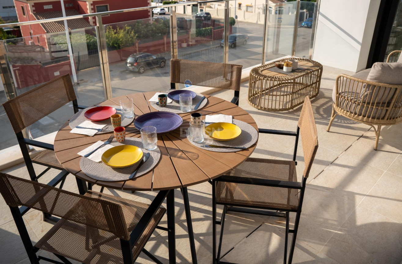 Odsprzedaż - Mieszkanie w bloku - Orihuela Costa - La Zenia