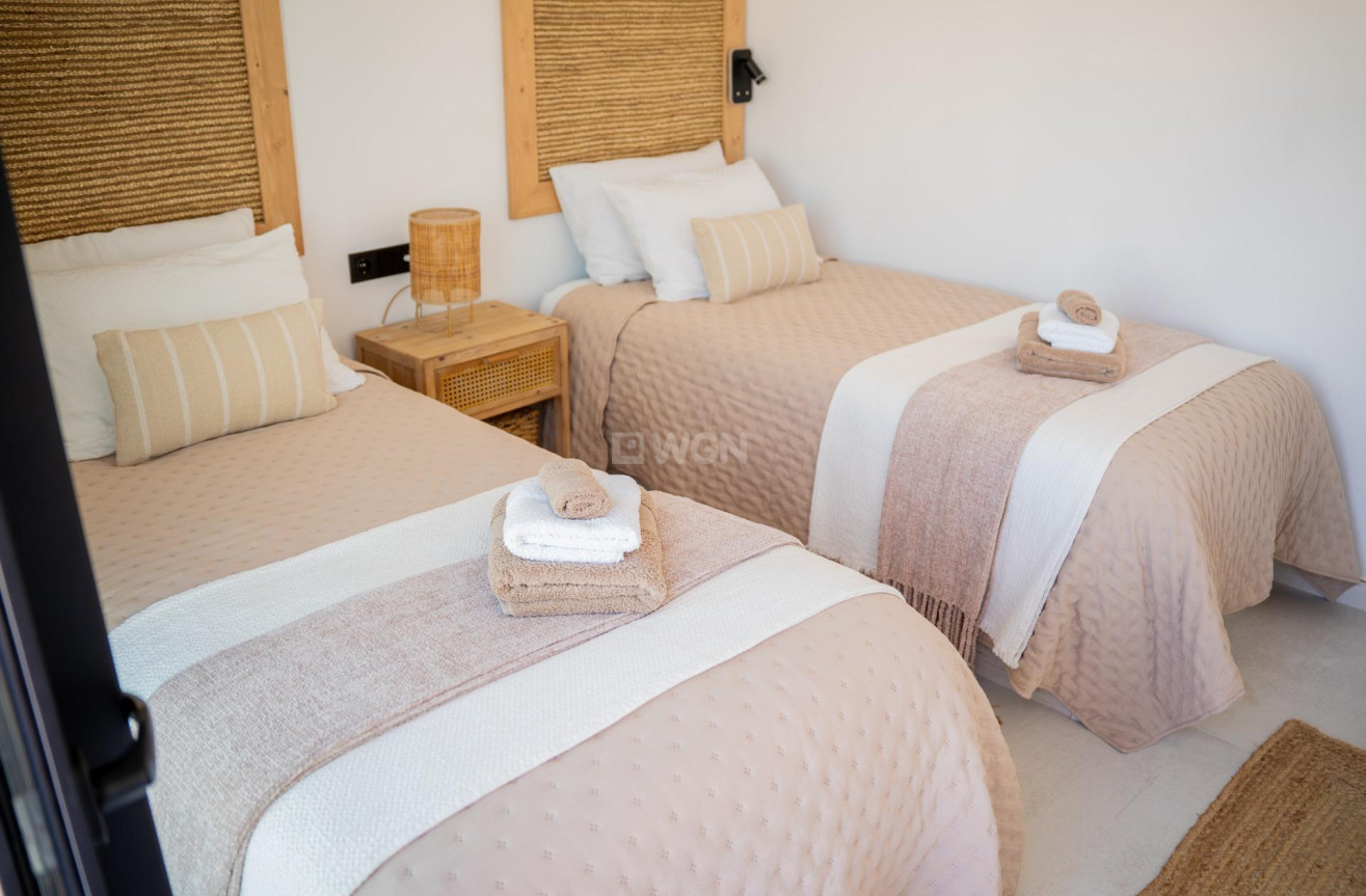 Odsprzedaż - Mieszkanie w bloku - Orihuela Costa - La Zenia