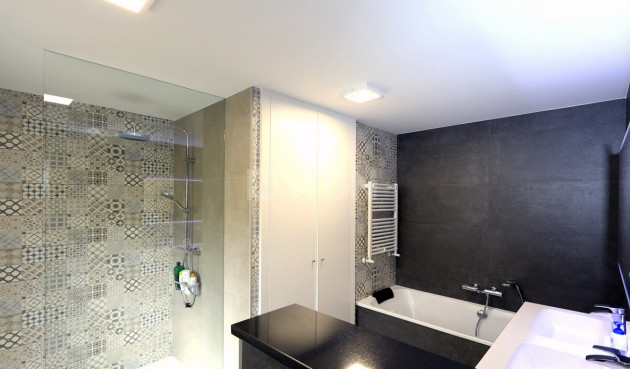 Odsprzedaż - Villa - Albir - Costa Blanca